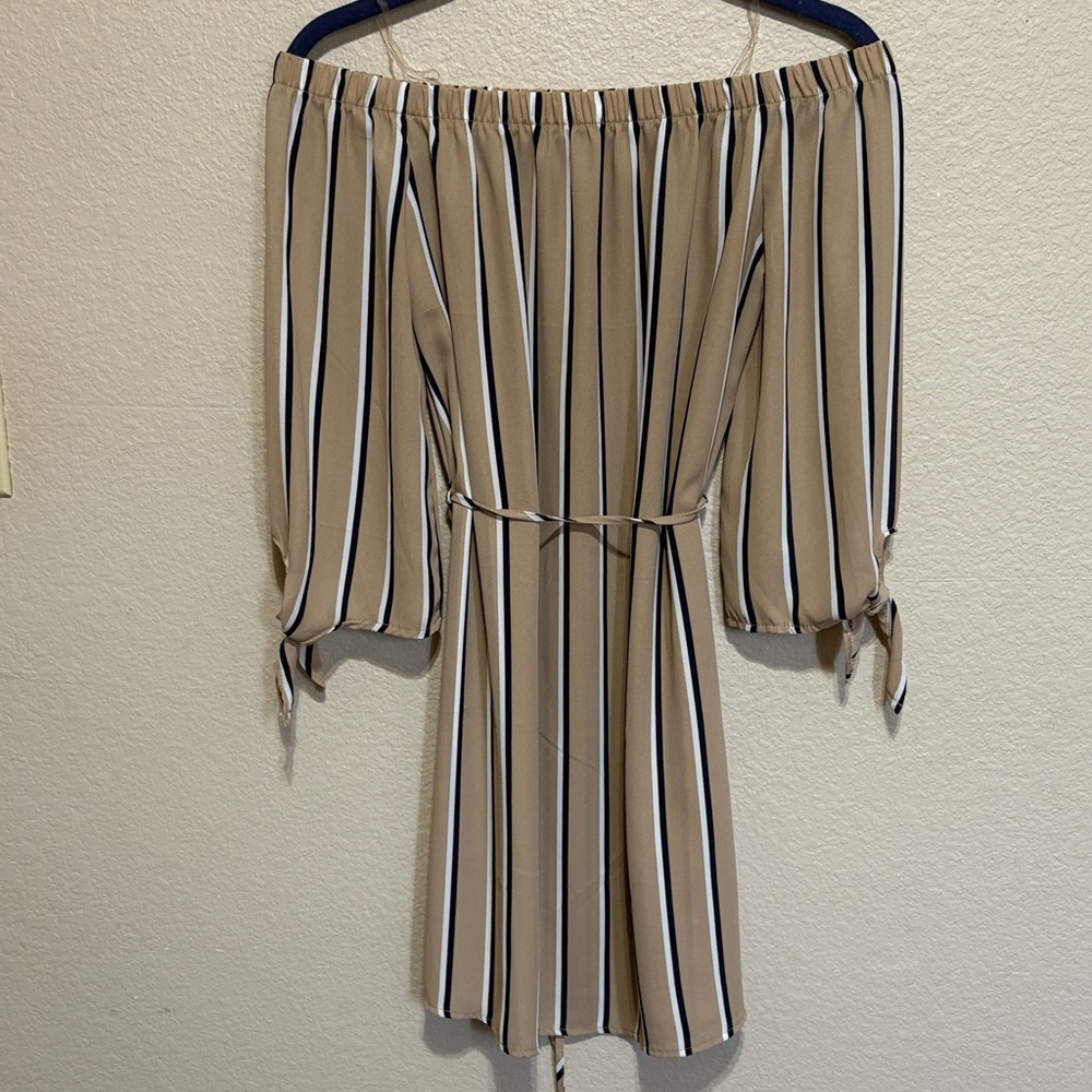 3/$15.Rue21 .Navy Blue, tan, and white Striped of the shoulders Dress Sz S